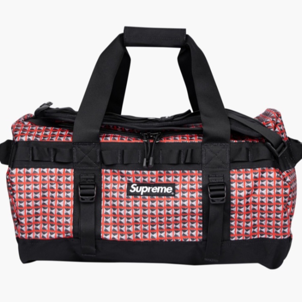 NWT Supreme The North Face Studded Camp Duffle Bag - Picture 11 of 12